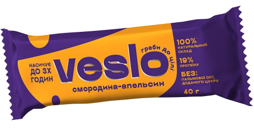 Енергетичний батончик зі смаком смородини та апельсина.